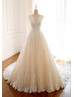 V Neck Exquisite Lace Tulle Glitter Wedding Dress